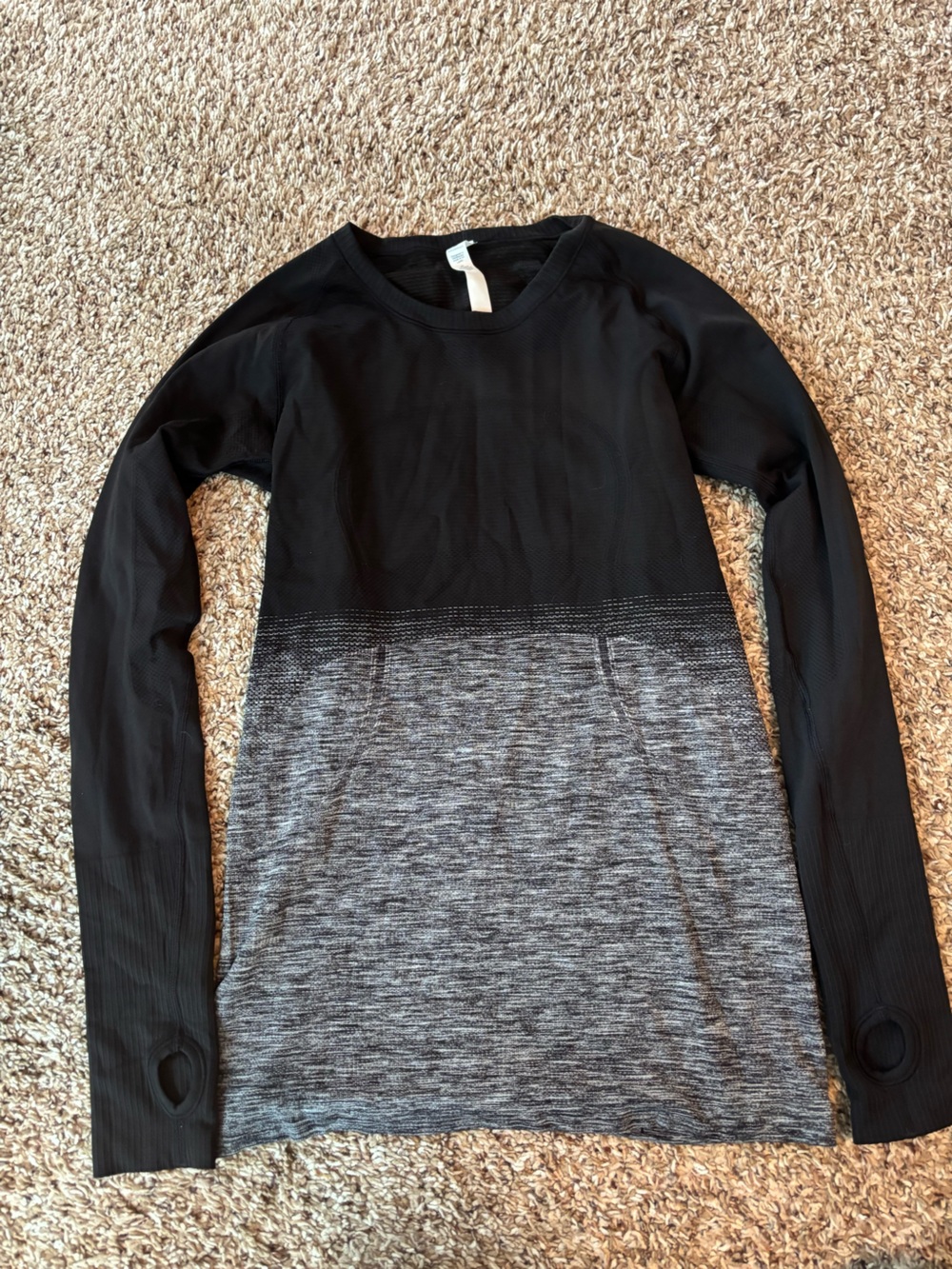 Women’s Lululemon Swiftly Tech Black and Grey Ombré Long Sleeve Top